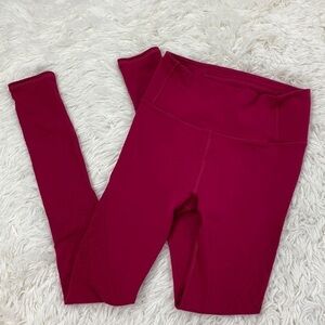 Lululemon Reveal Tight Interconnect *25.5" Ruby Red